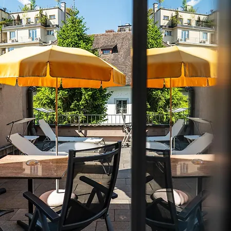 Baslertor Hotel 3*
